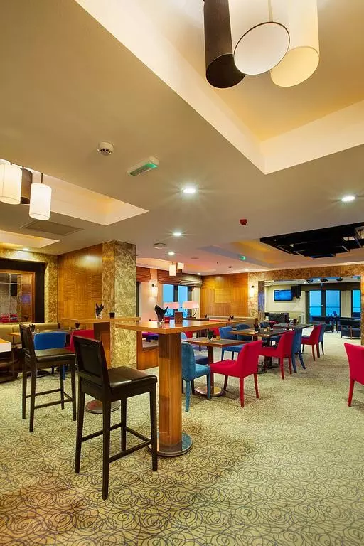 هتل دابل تری بای هیلتون وان